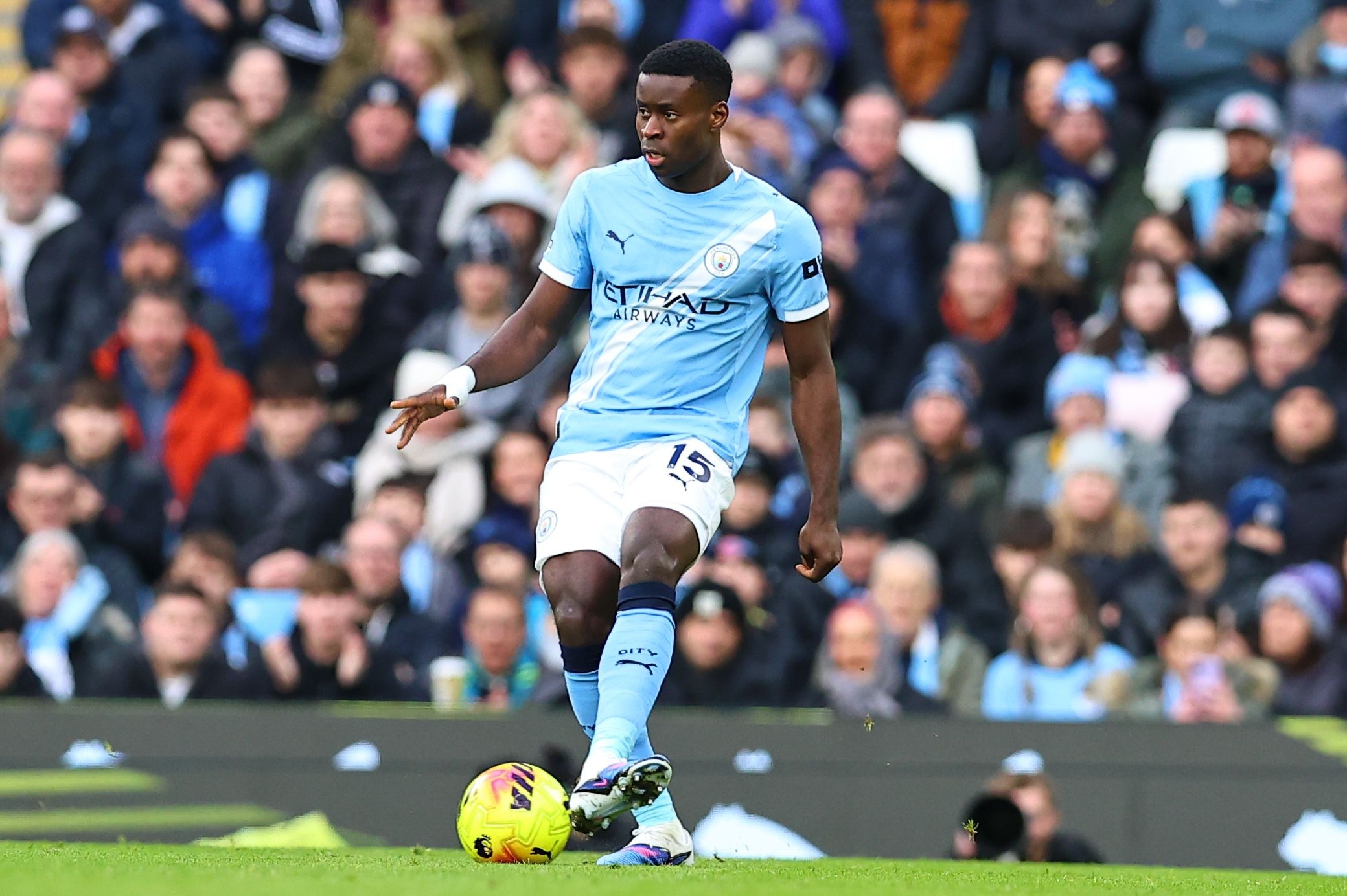 世界杯直播官网-曼晚透露曼城欧冠淘汰赛名单调整：格伊、塞梅尼奥入选，尼潘落选