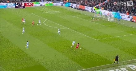 世界杯官方直播平台-热苏斯头球摆渡，怀特脚后跟巧射破门，曼城1-1森林