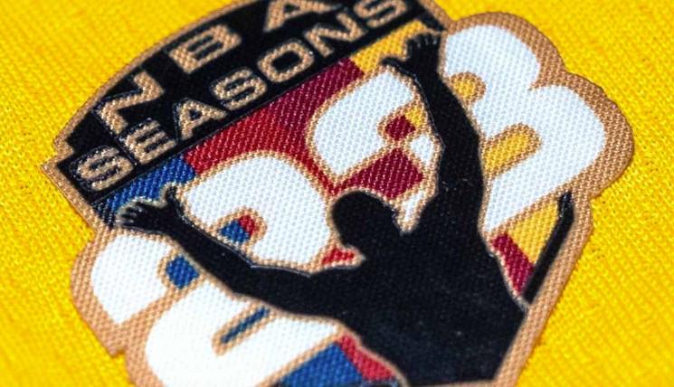 世界杯直播官网-ESPN：剩余46场詹姆斯将身着特别球衣，赛后徽章将被制成球星卡